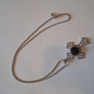 Chic Silver Cross Pendant Necklace